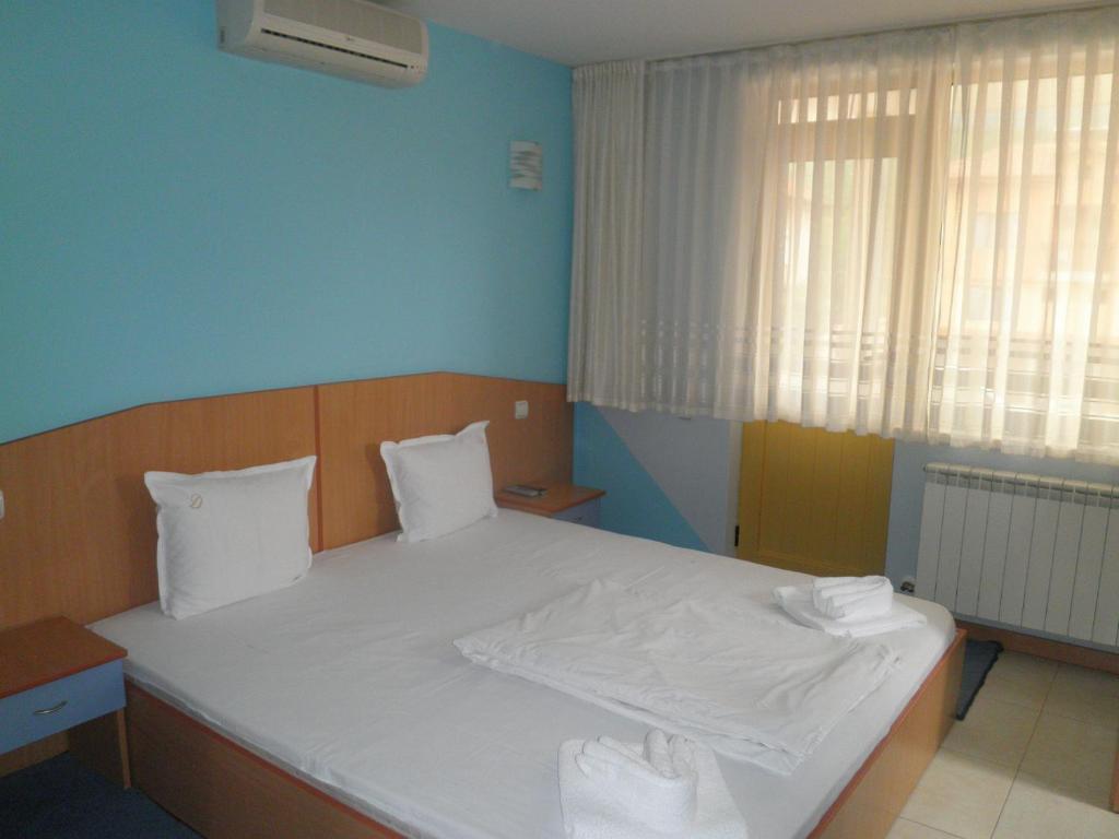Complex Diana Hotel Cherven  Ruang foto